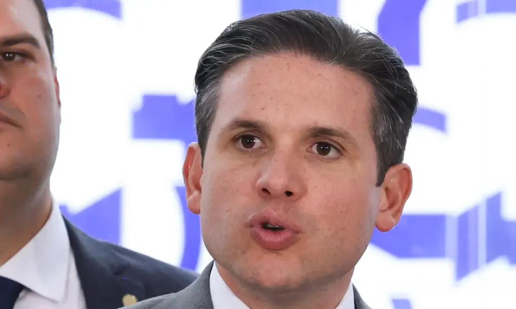 Plenário da Câmara dos Deputados em Brasília discutindo a redução da jornada de trabalho